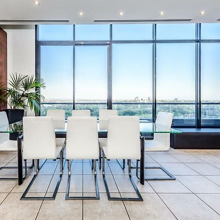 Exclusive Stays - Gallery Penthouse Melbourne Buitenkant foto